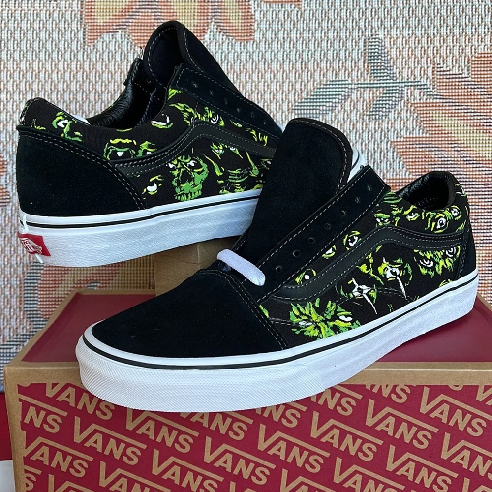 Vans Men’s Old Skool
Eyes in The Dark Black/Multi
VN0A4BW2BML
Sneakers - Picture 9 of 16
